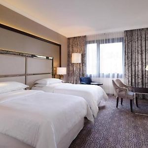 Deluxe Guest room 2 Twin or Single Beds